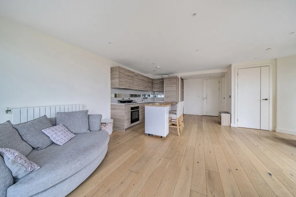 Duke of Wellington Avenue, SE18, photo 12
