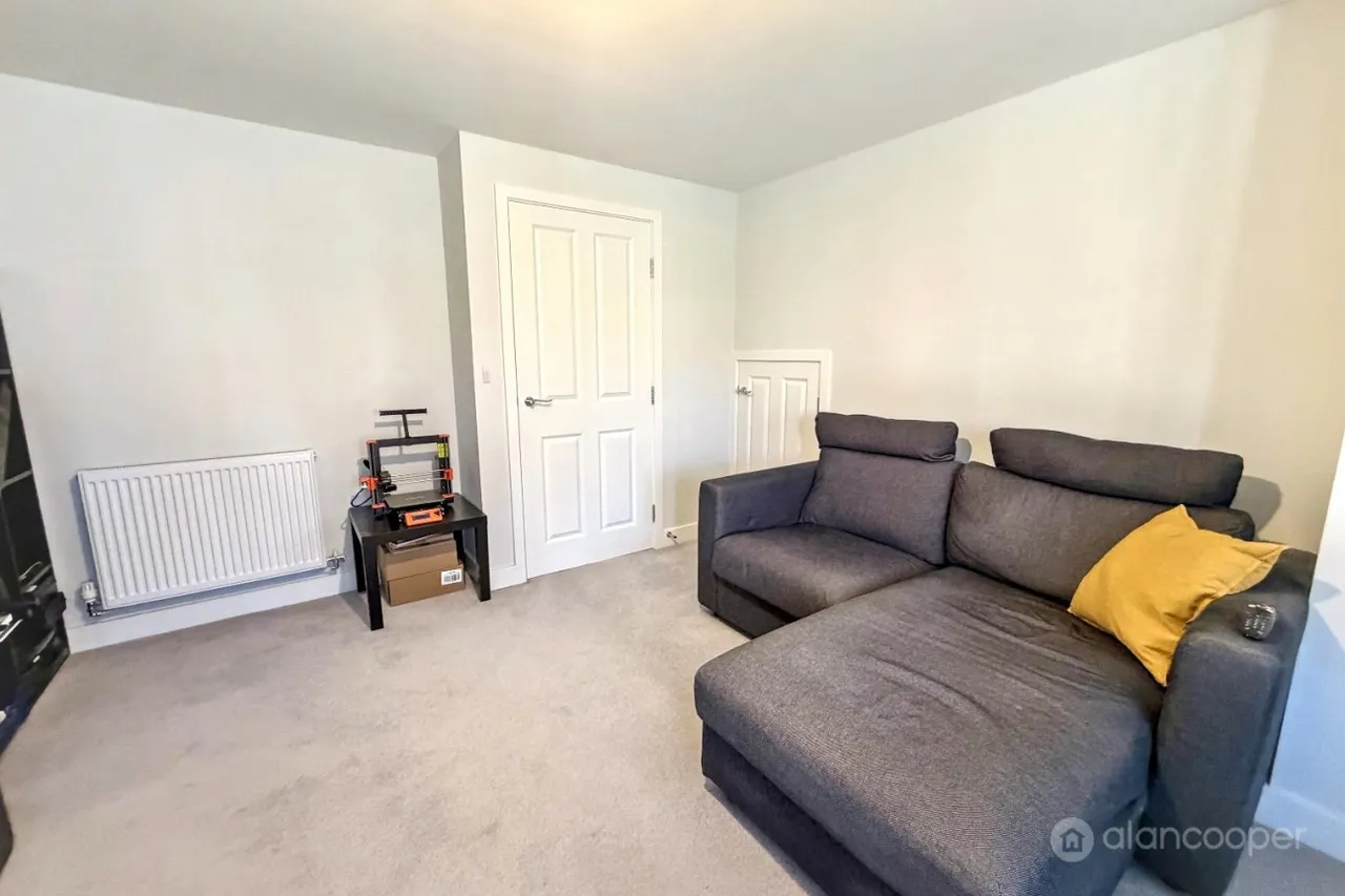 Sunburst Drive, Manor Fields, CV11, photo 4