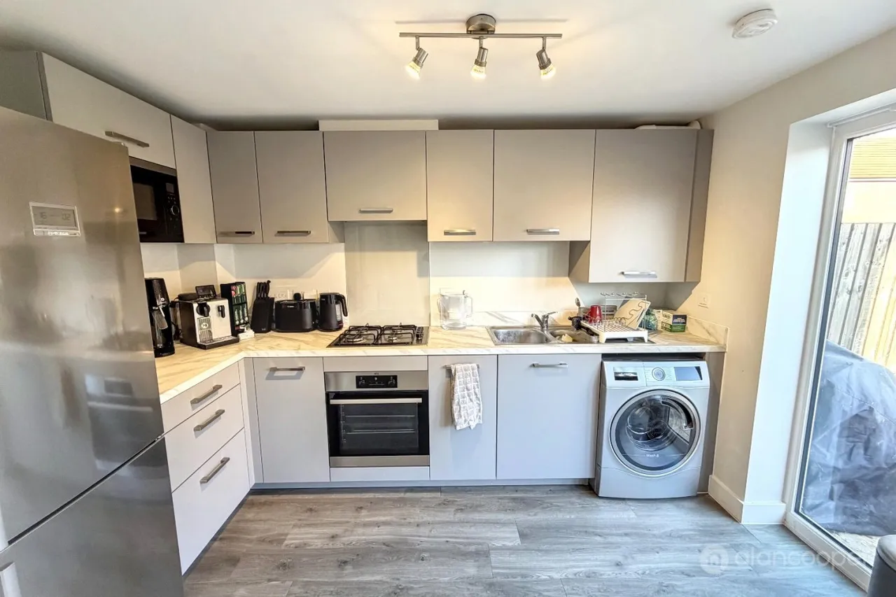 Sunburst Drive, Manor Fields, CV11, photo 8
