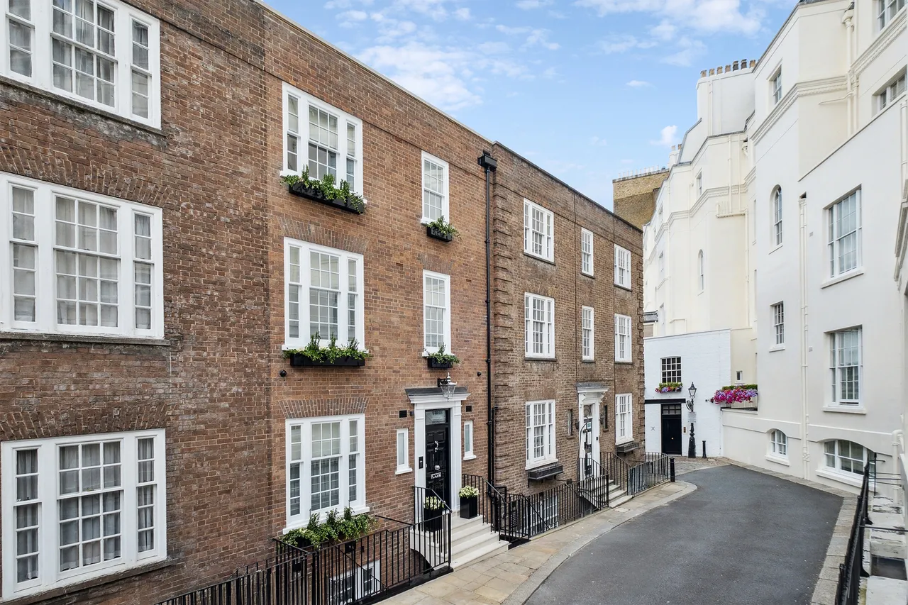 3 bed house for sale — Wilton Row, Knightsbridge, London