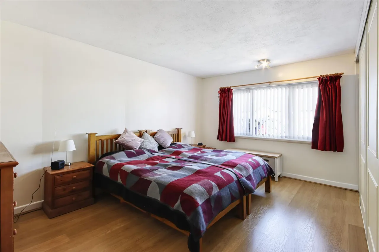 Greenview Crescent, Hildenborough, photo 5
