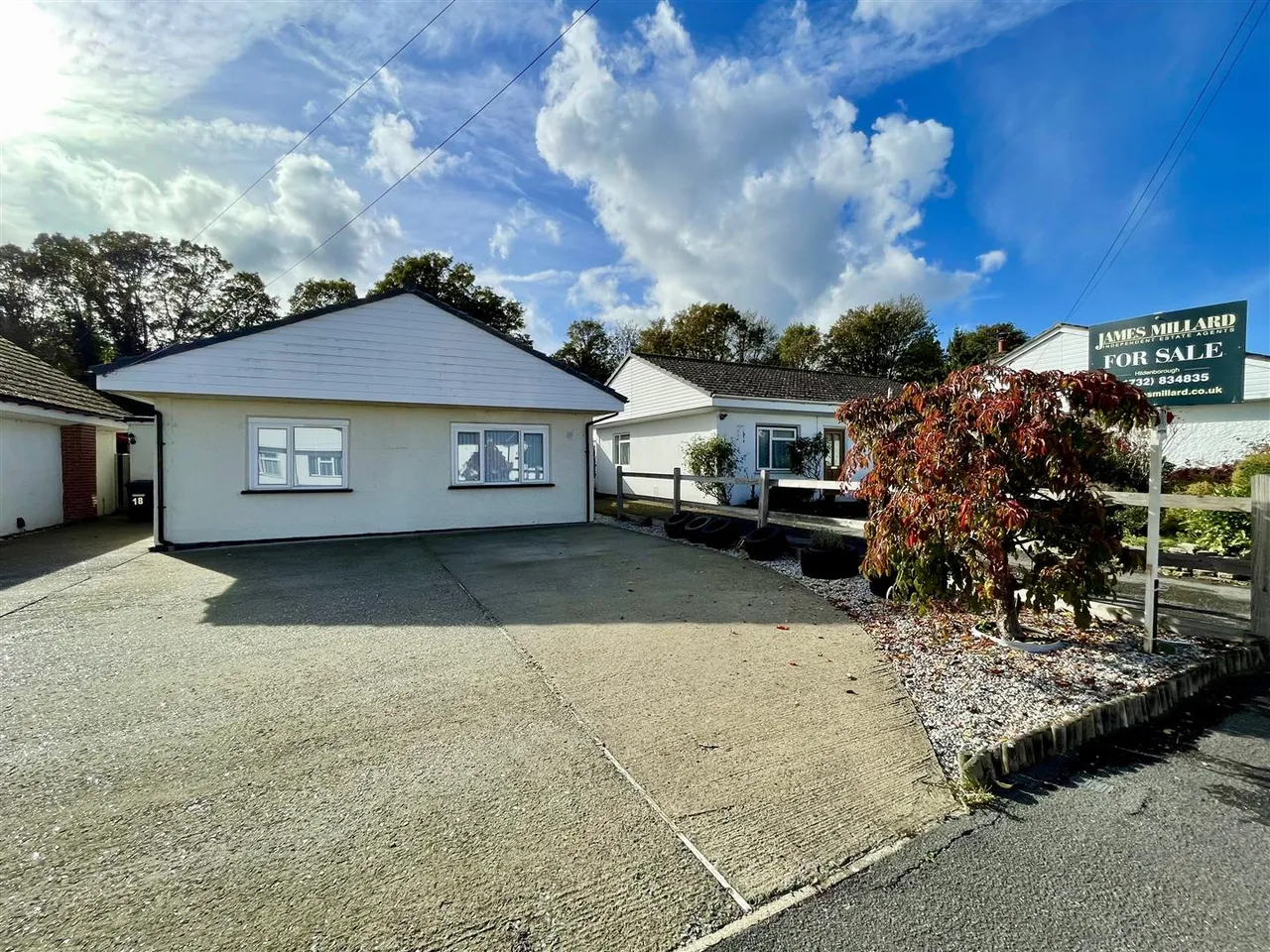 3 bed house for sale, Greenview Crescent, Hildenborough