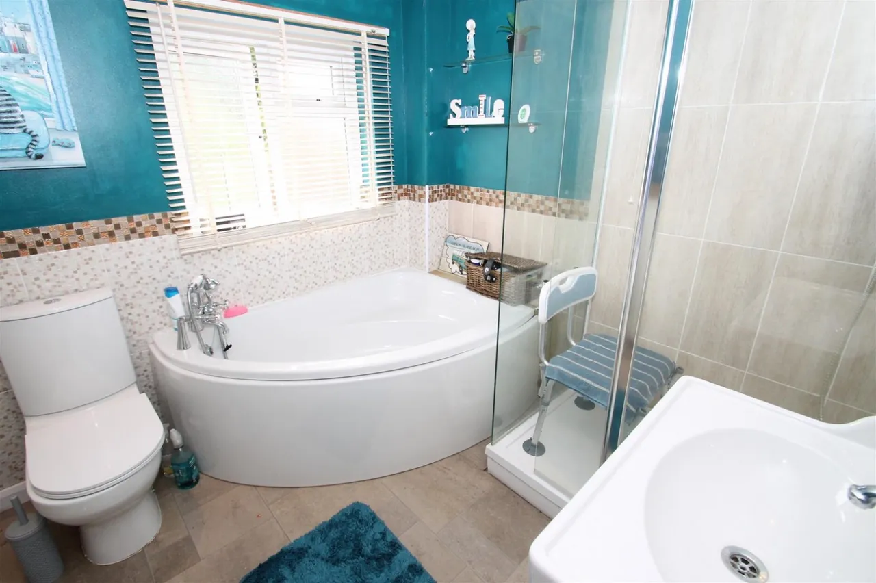 Goodrest Avenue, Halesowen, photo 5