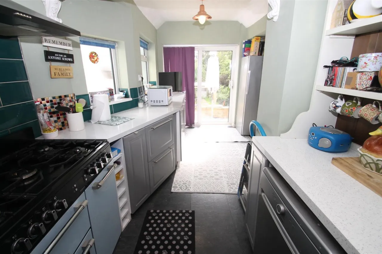 Goodrest Avenue, Halesowen, photo 4