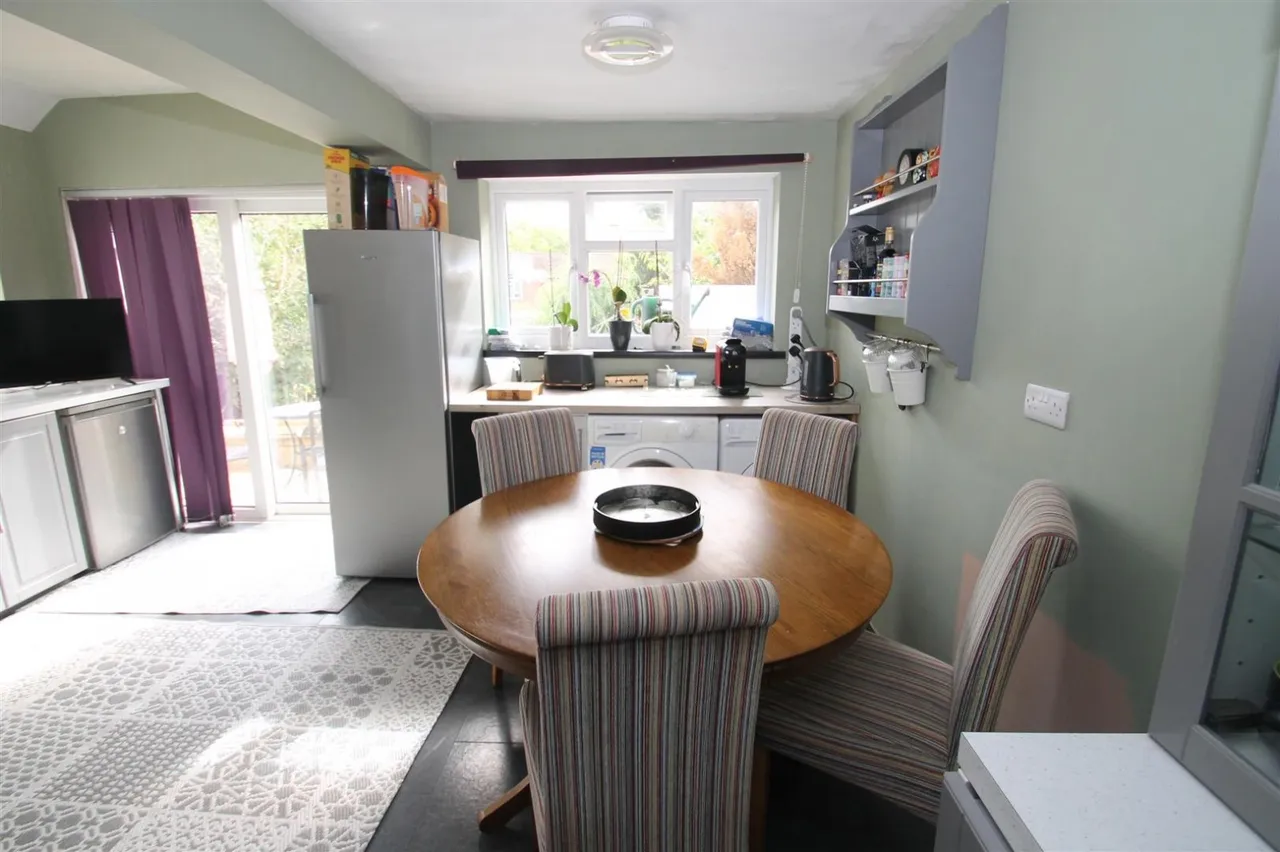 Goodrest Avenue, Halesowen, photo 6