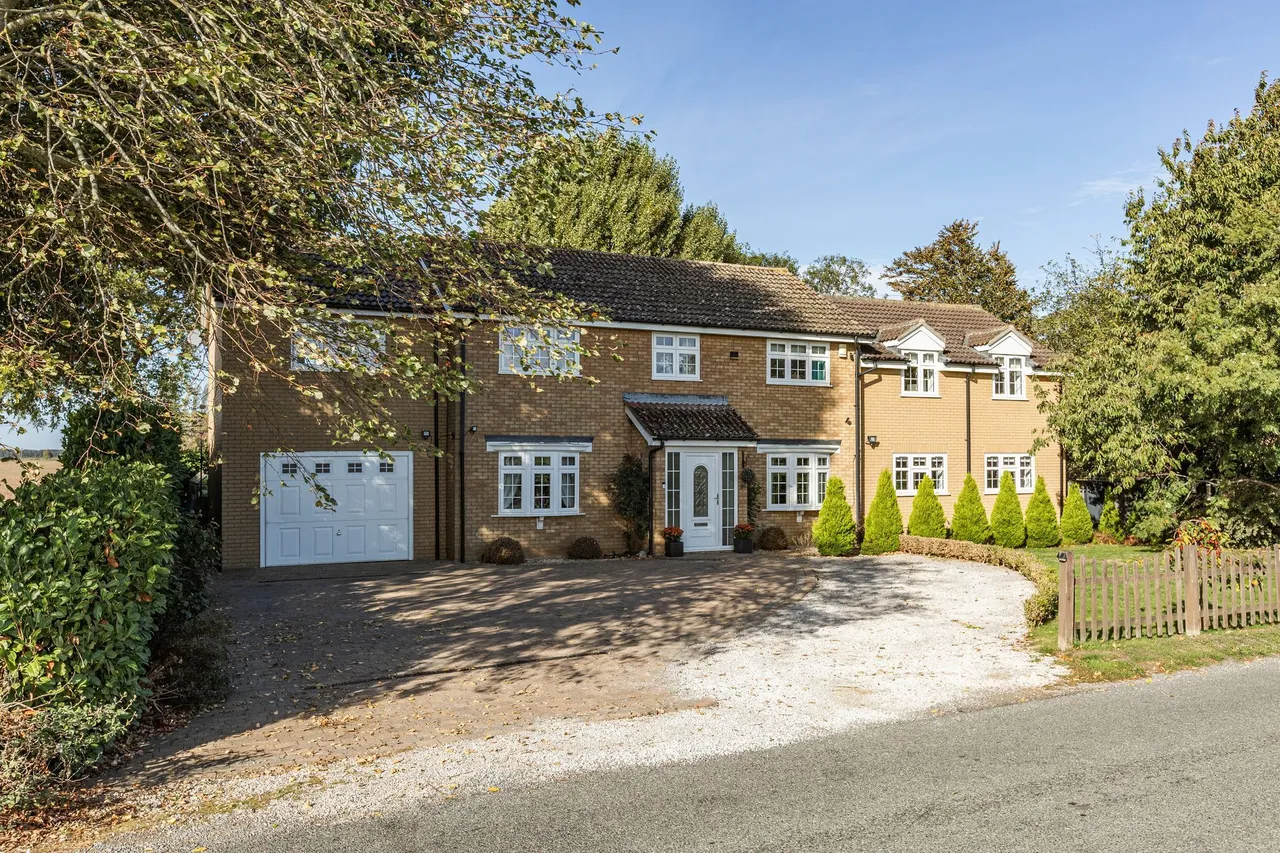 Impressively Extended Five Bedroom Fa, photo 29