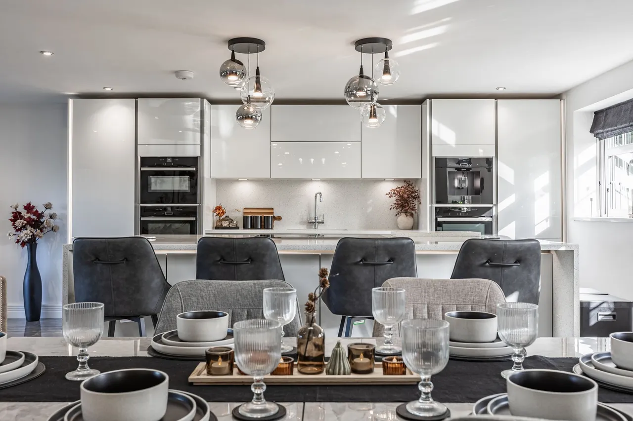 Impressively Extended Five Bedroom Fa, photo 9