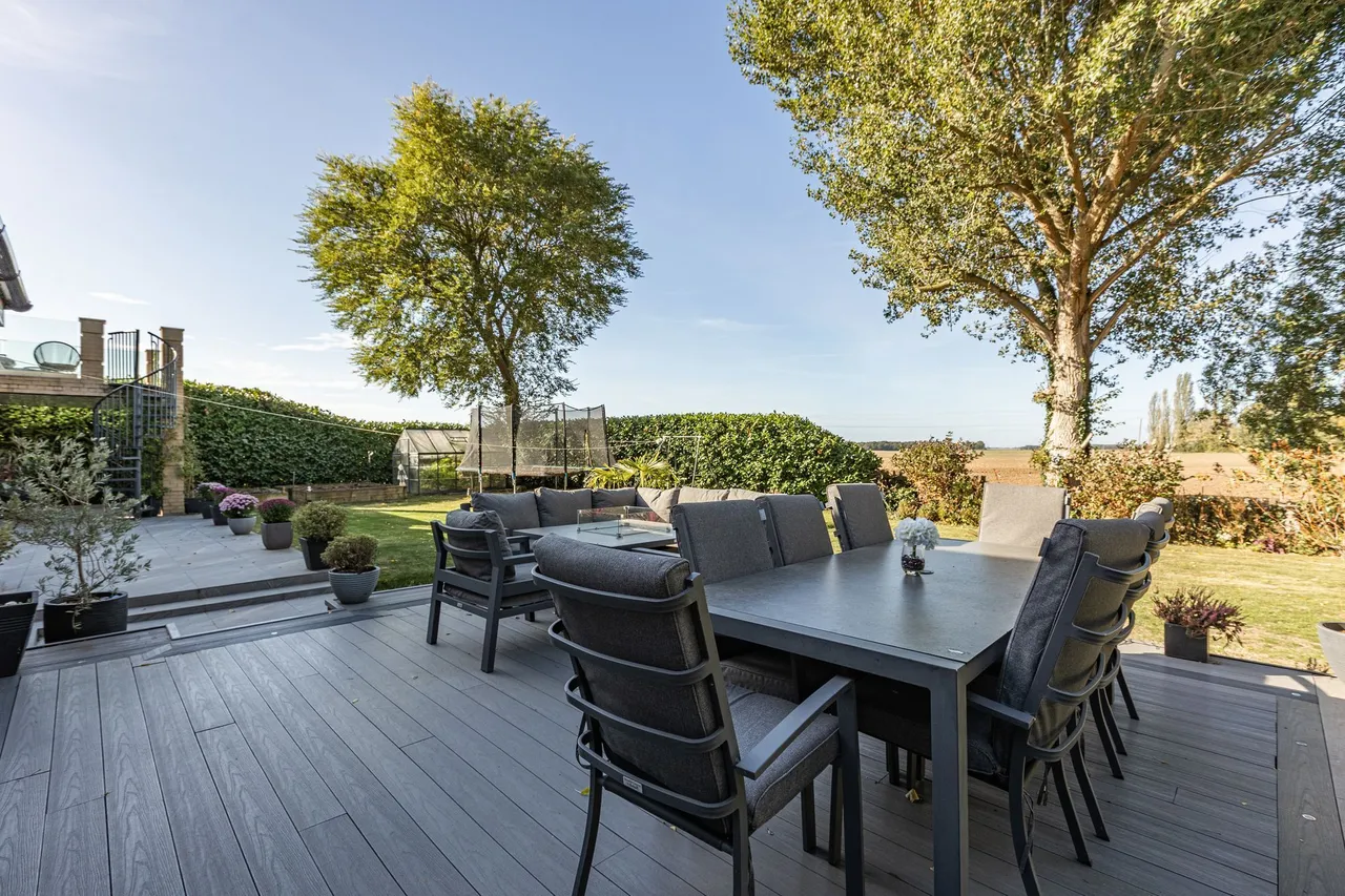 Impressively Extended Five Bedroom Fa, photo 27