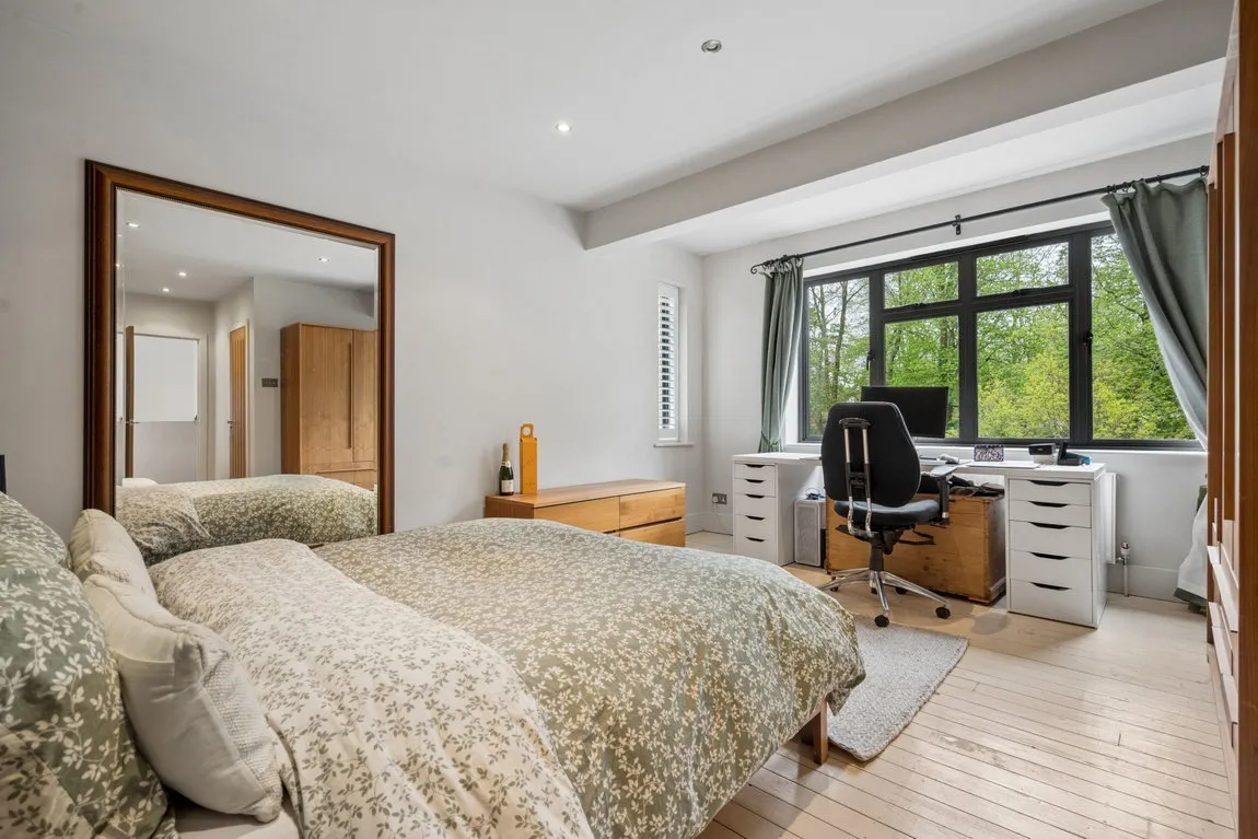 Chalfont Lane, Chorleywood, WD3, photo 16