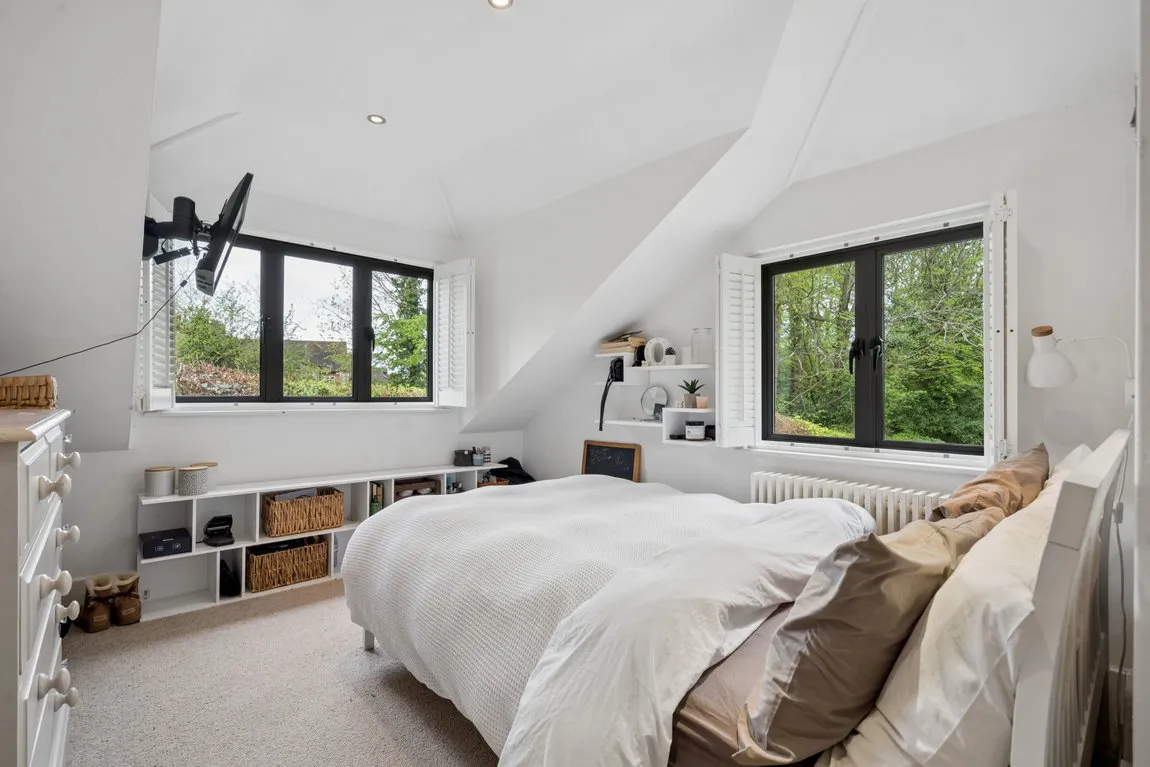 Chalfont Lane, Chorleywood, WD3, photo 18