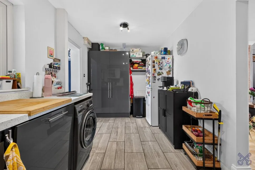 School Lane, Middle Littleton, WR11, photo 5
