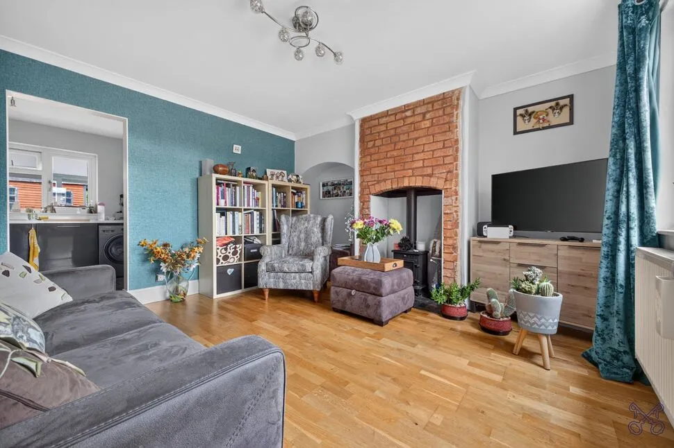 School Lane, Middle Littleton, WR11, photo 2