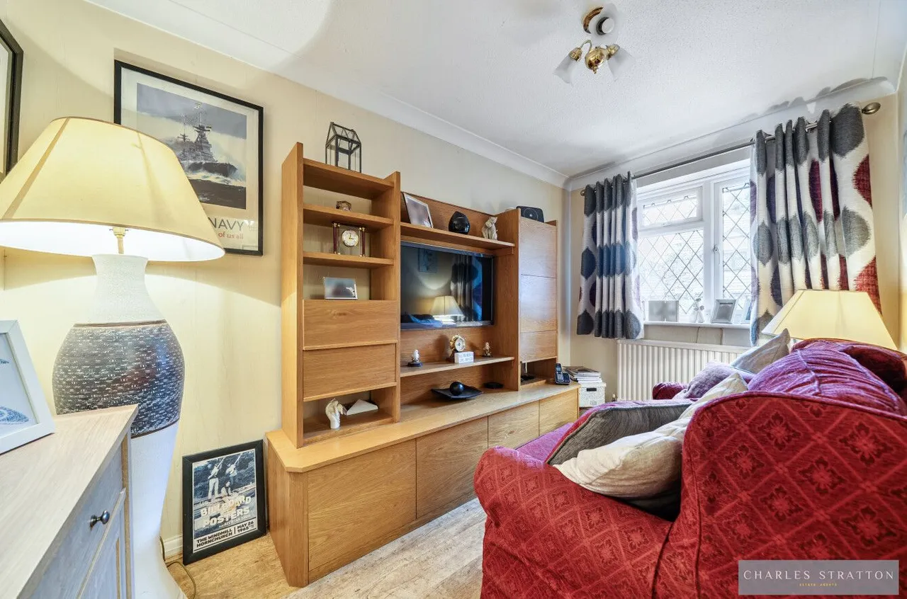 Brockton Close, Romford, RM1, photo 9