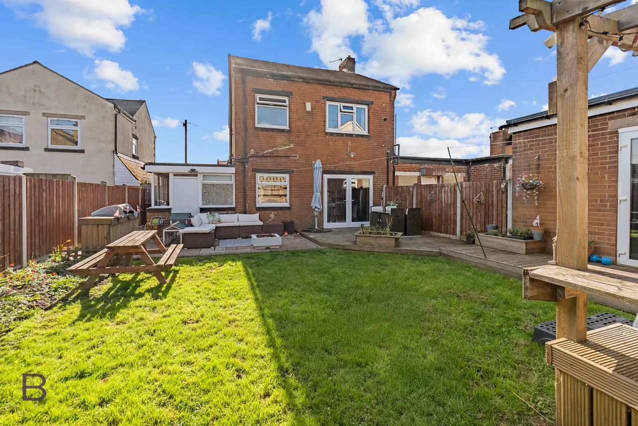 4 bed house for sale, Abb Scott Lane, Low Moor, BD12