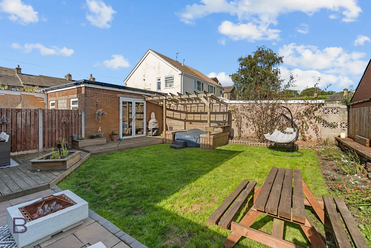 Abb Scott Lane, Low Moor, BD12, photo 2