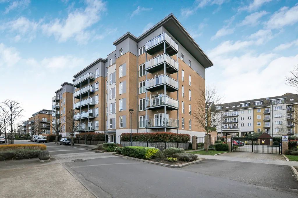 Wintergreen Boulevard, West Drayton, photo 16