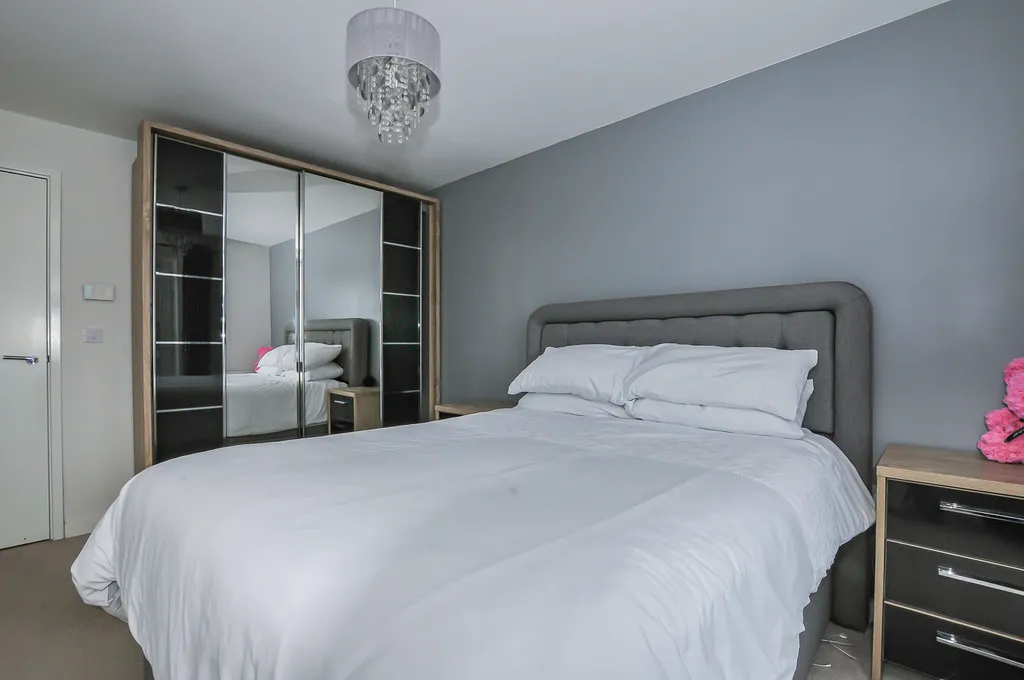 Wintergreen Boulevard, West Drayton, photo 8