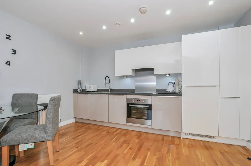 Wintergreen Boulevard, West Drayton, photo 20