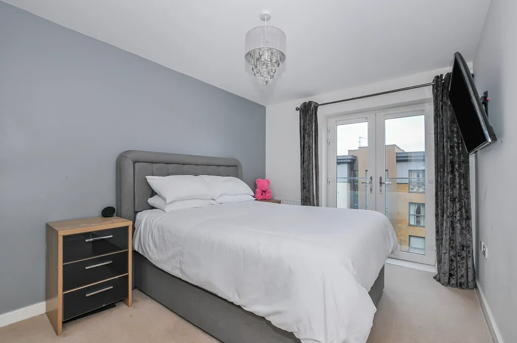 Wintergreen Boulevard, West Drayton, photo 22
