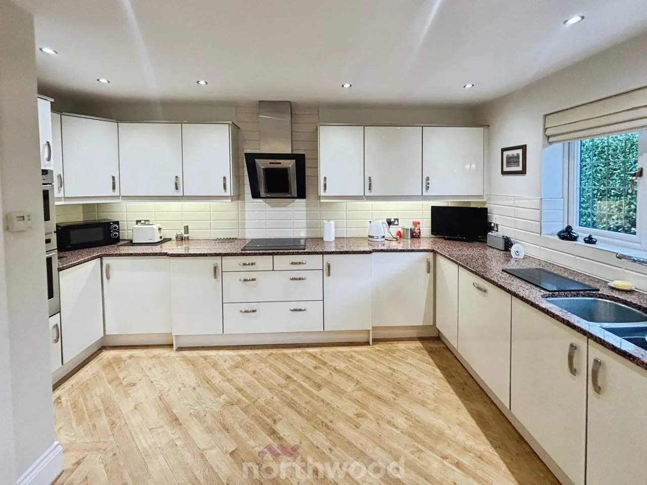 Station Road, Hatfield, DN7, photo 3