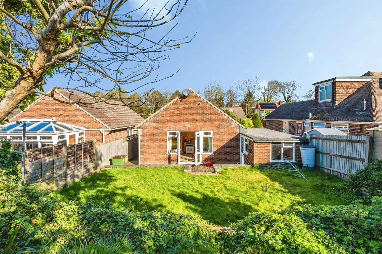 Richington Way, Seaford, photo 12