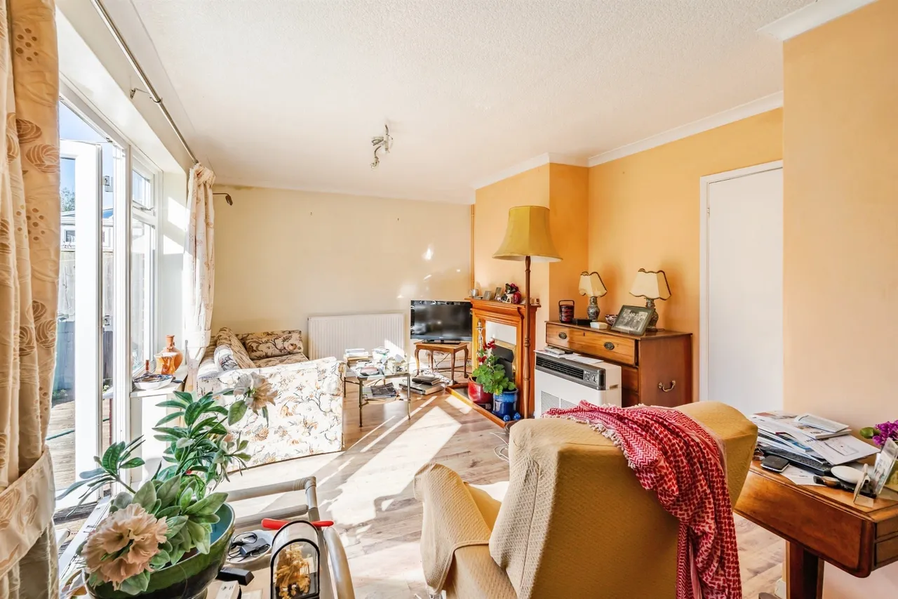 Richington Way, Seaford, photo 2
