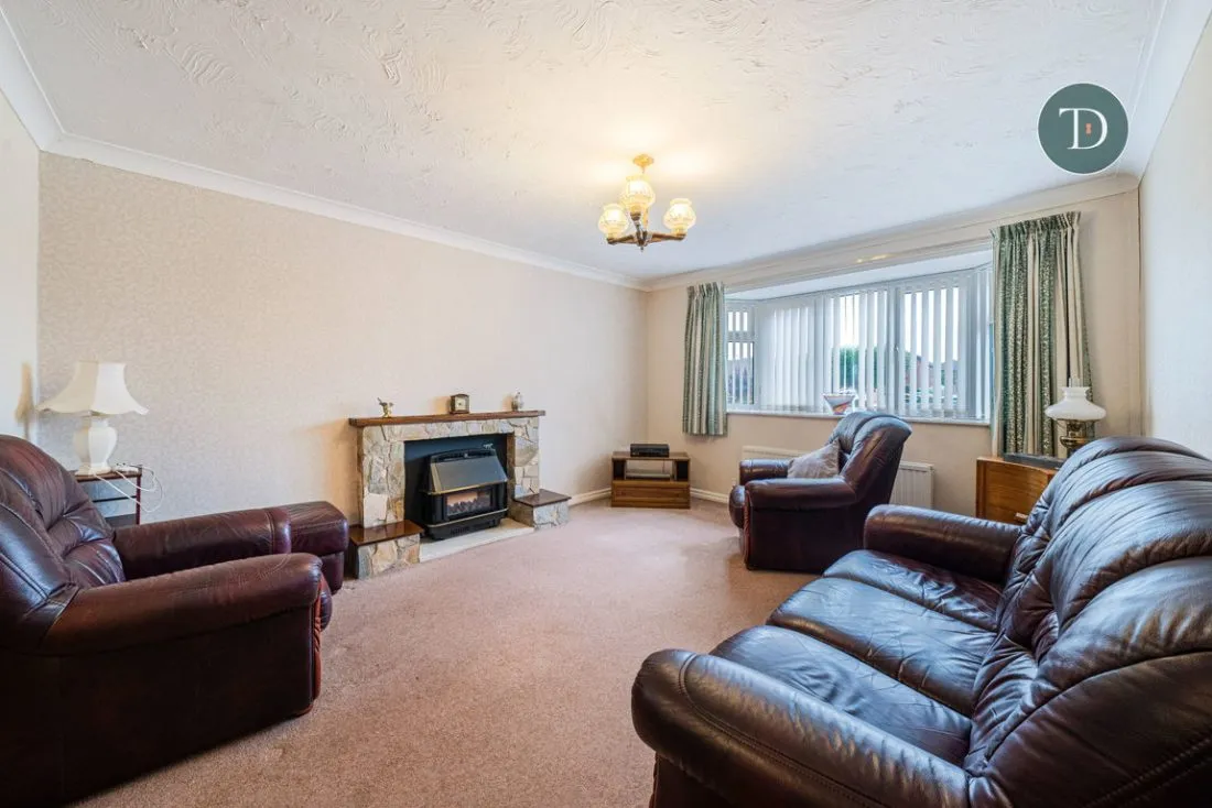 Melrose Drive, Great Sutton, CH66 2YH, photo 5