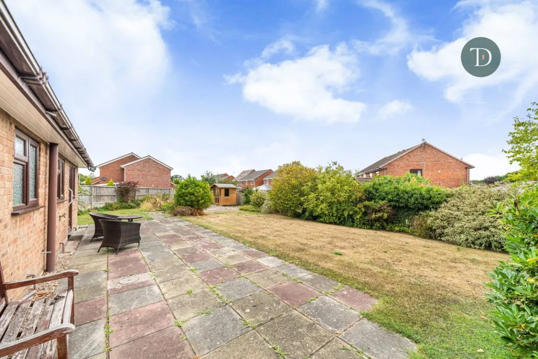 Melrose Drive, Great Sutton, CH66 2YH, photo 25