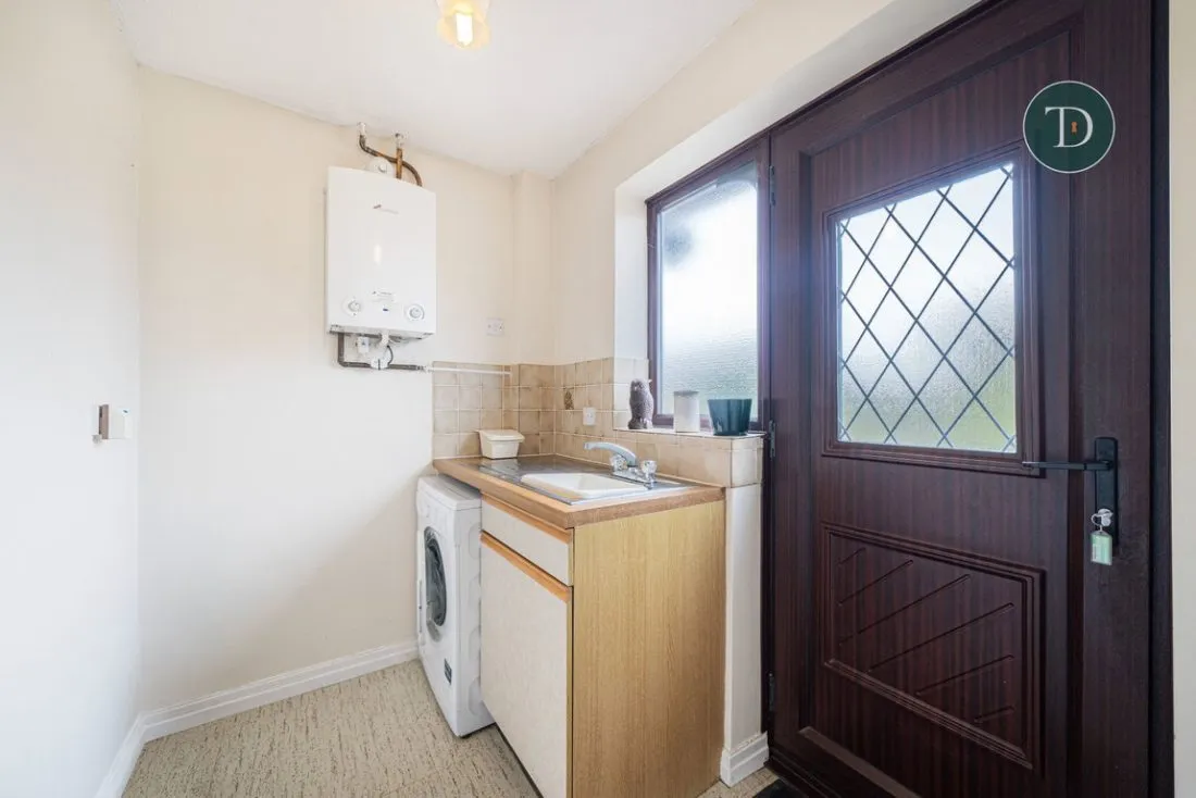 Melrose Drive, Great Sutton, CH66 2YH, photo 13