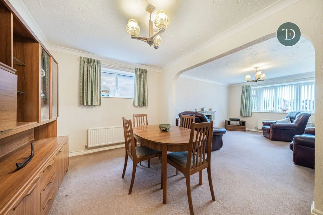 Melrose Drive, Great Sutton, CH66 2YH, photo 9