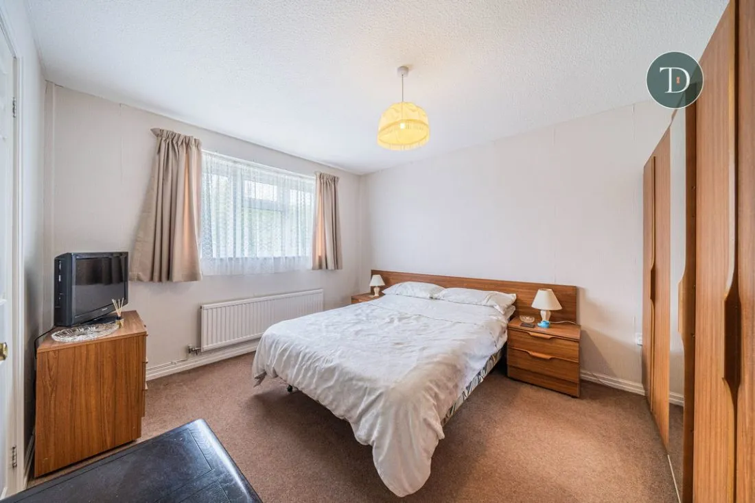Melrose Drive, Great Sutton, CH66 2YH, photo 14