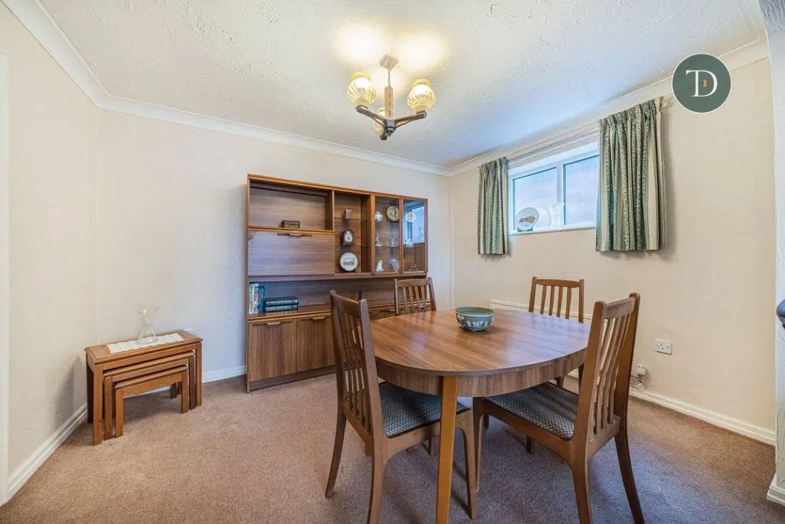 Melrose Drive, Great Sutton, CH66 2YH, photo 7