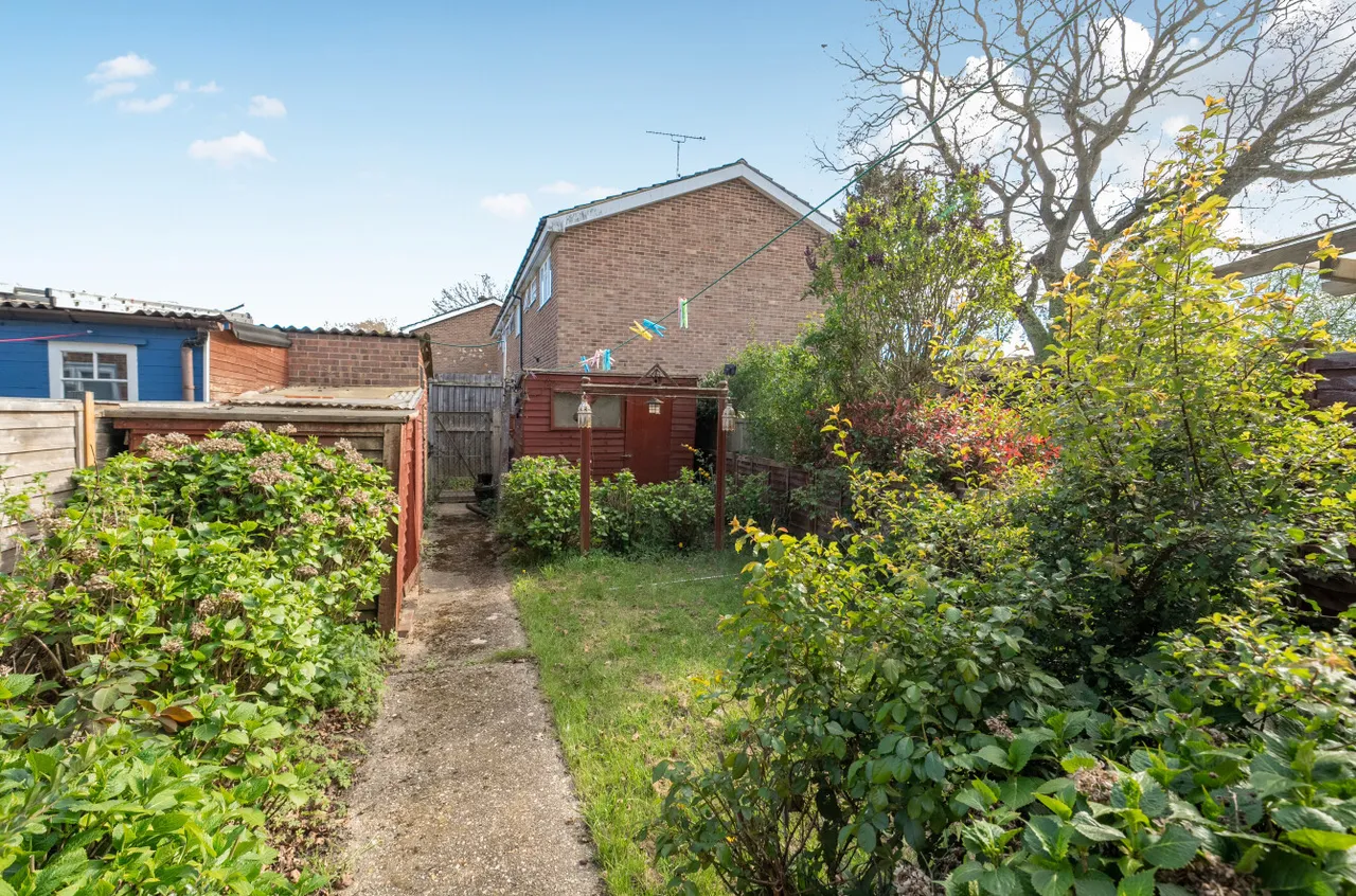 Frenchs Wells, Woking, Surrey, GU21 3AS, photo 11