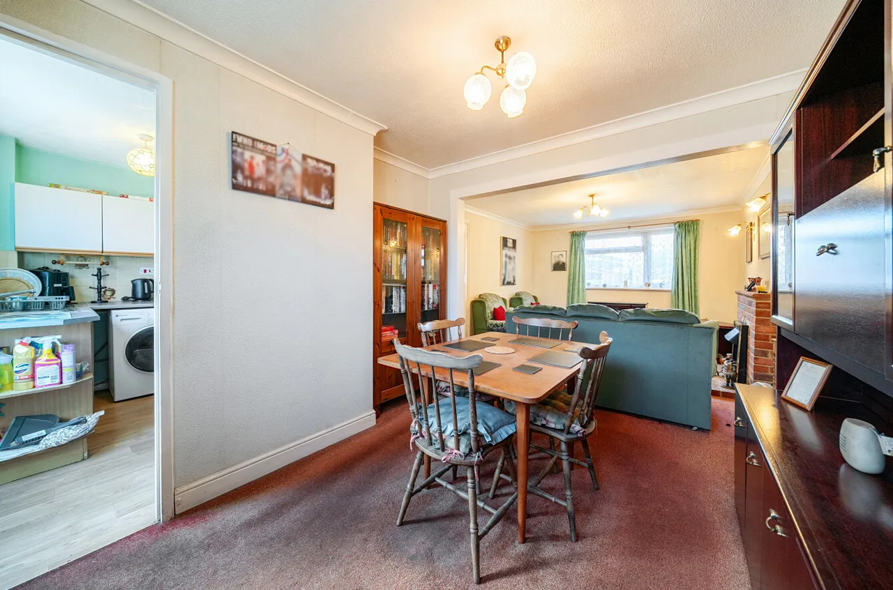 Frenchs Wells, Woking, Surrey, GU21 3AS, photo 5