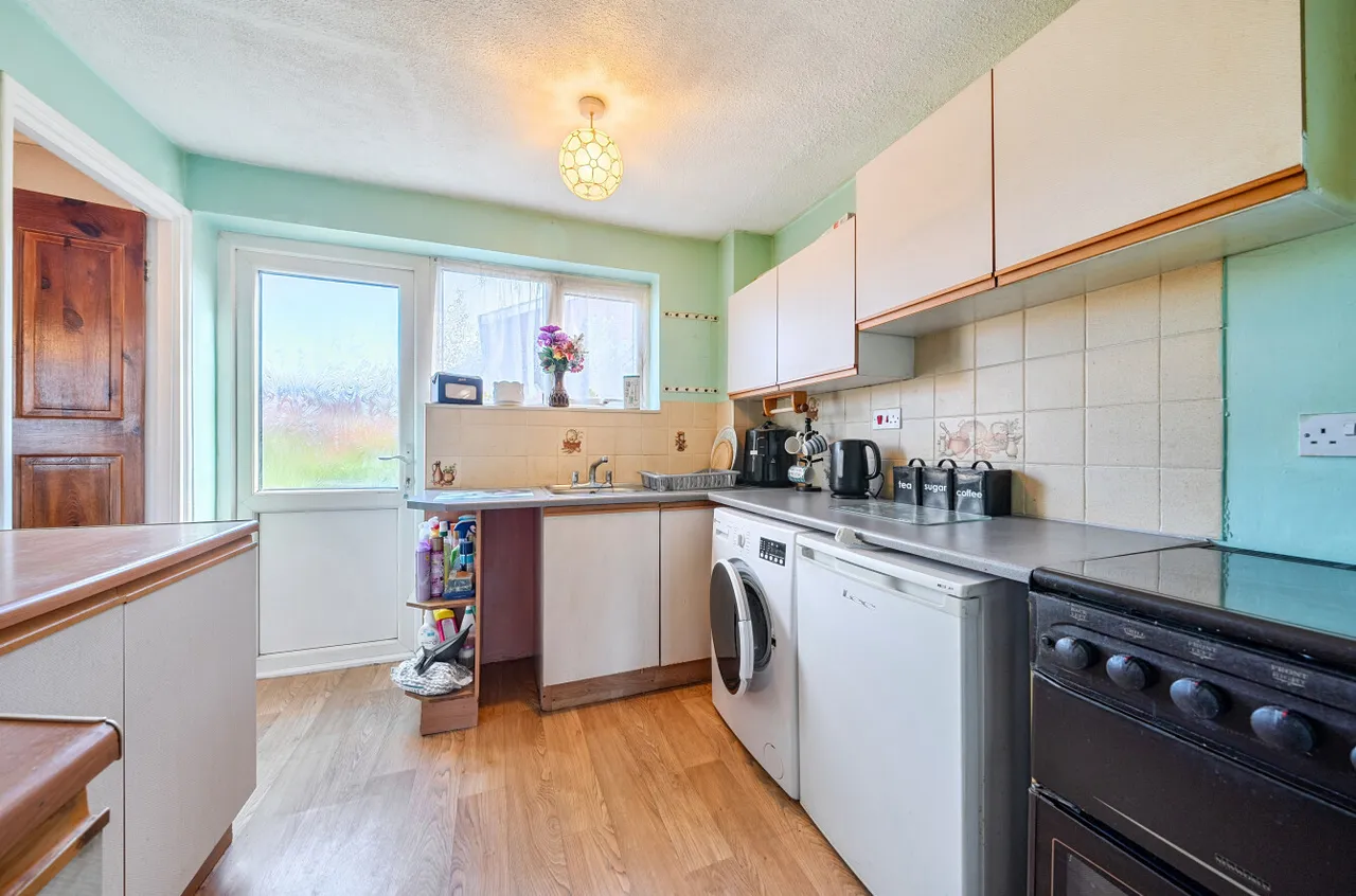 Frenchs Wells, Woking, Surrey, GU21 3AS, photo 6