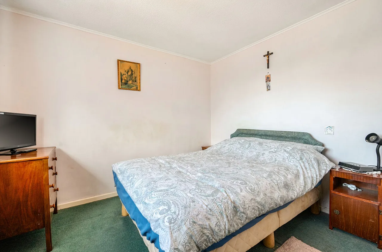 Frenchs Wells, Woking, Surrey, GU21 3AS, photo 7
