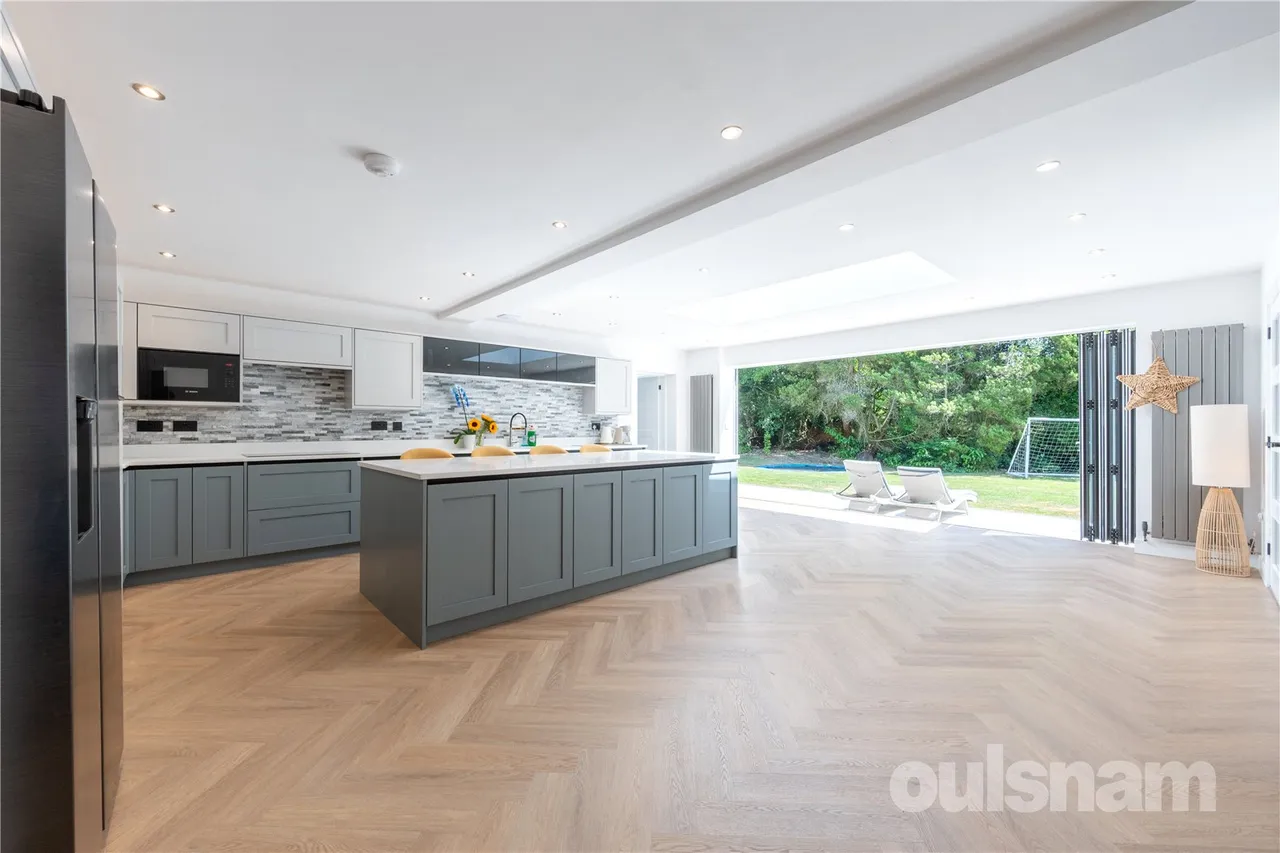 Dunedin Drive, Barnt Green, Birmingham, Worcestershire, B45 8HZ, photo 2