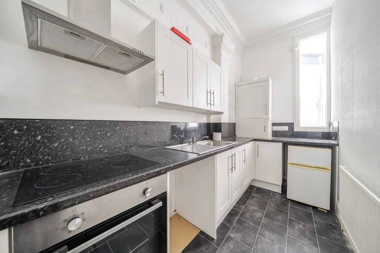 Medina Villas, Hove, BN3, photo 9