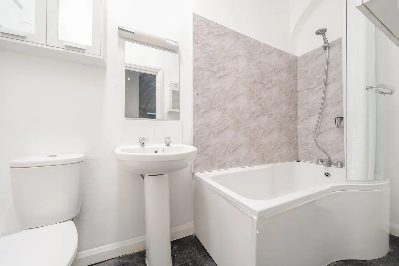 Medina Villas, Hove, BN3, photo 8