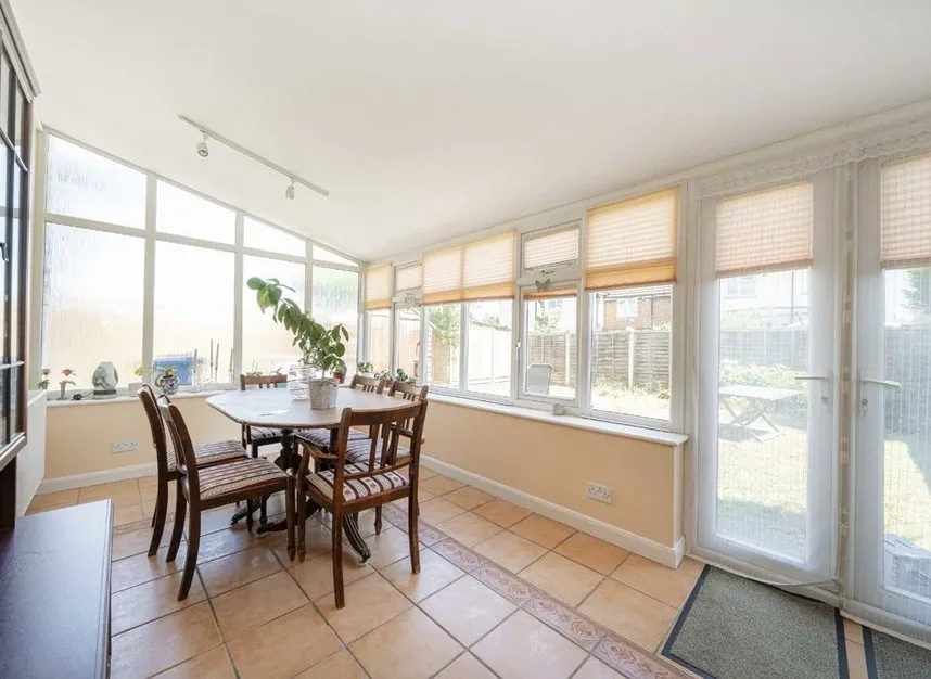 Hawthorn Way, Shepperton, TW17, photo 6