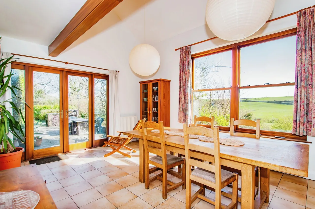 Axton Hill, Hundleton, SA71, photo 2