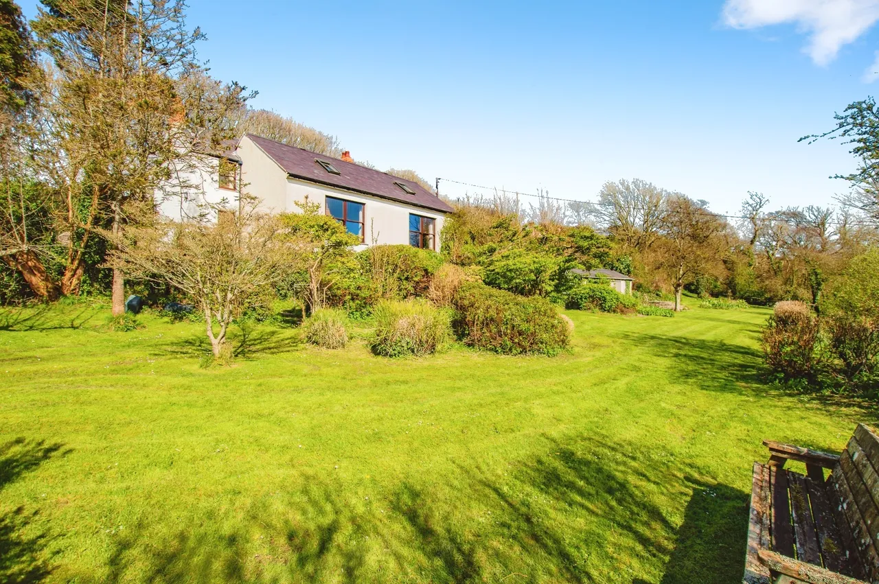 Axton Hill, Hundleton, SA71, photo 5