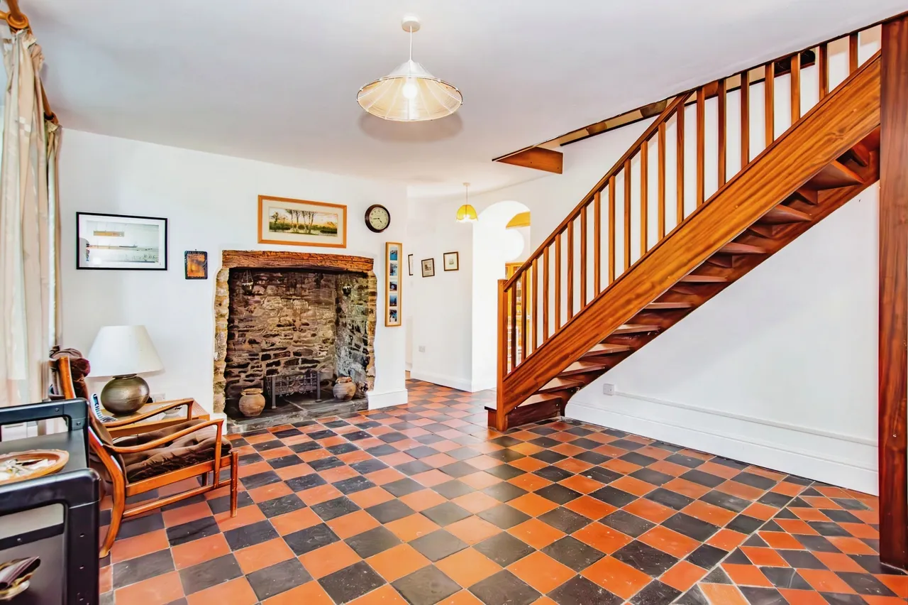 Axton Hill, Hundleton, SA71, photo 8