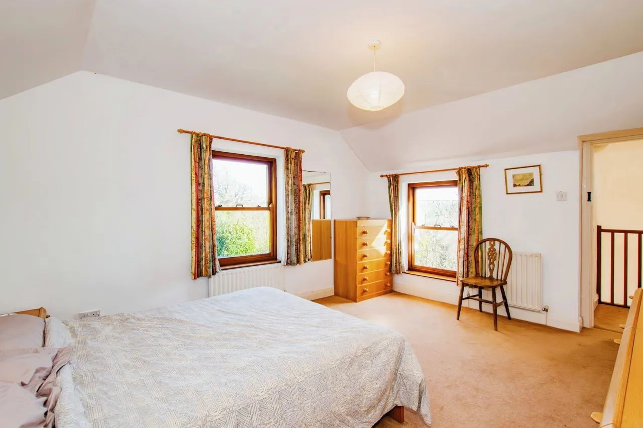 Axton Hill, Hundleton, SA71, photo 9