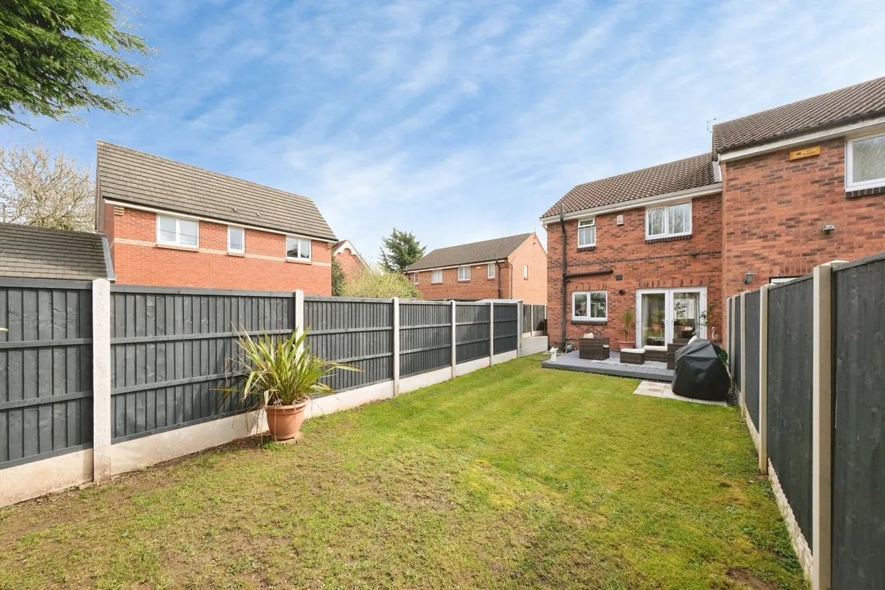 Japonica Drive, Nottingham, NG6, photo 17