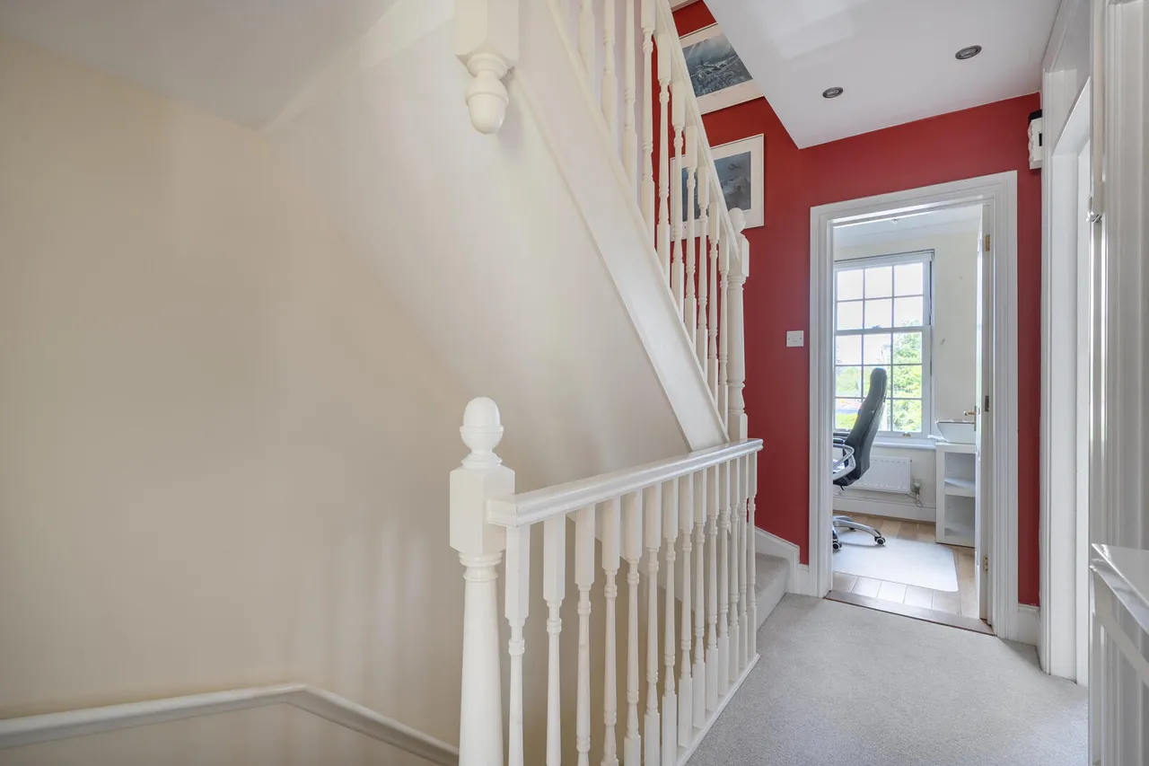 The Mews, Devizes, SN10, photo 15