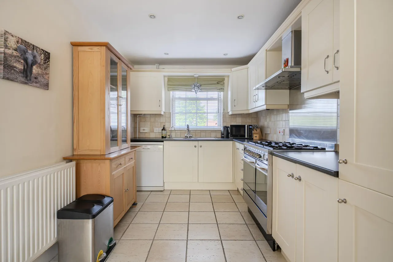 The Mews, Devizes, SN10, photo 8