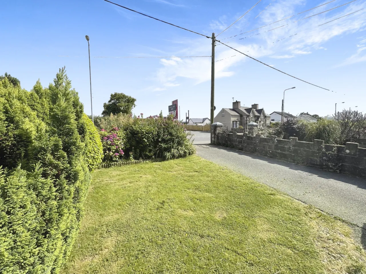 Dinas, Caernarfon, LL54, photo 3