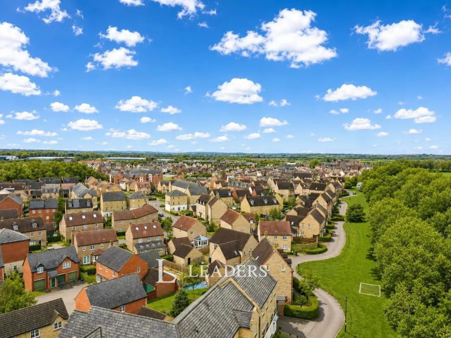 Tenby Grove, Kingsmead, MK4, photo 4