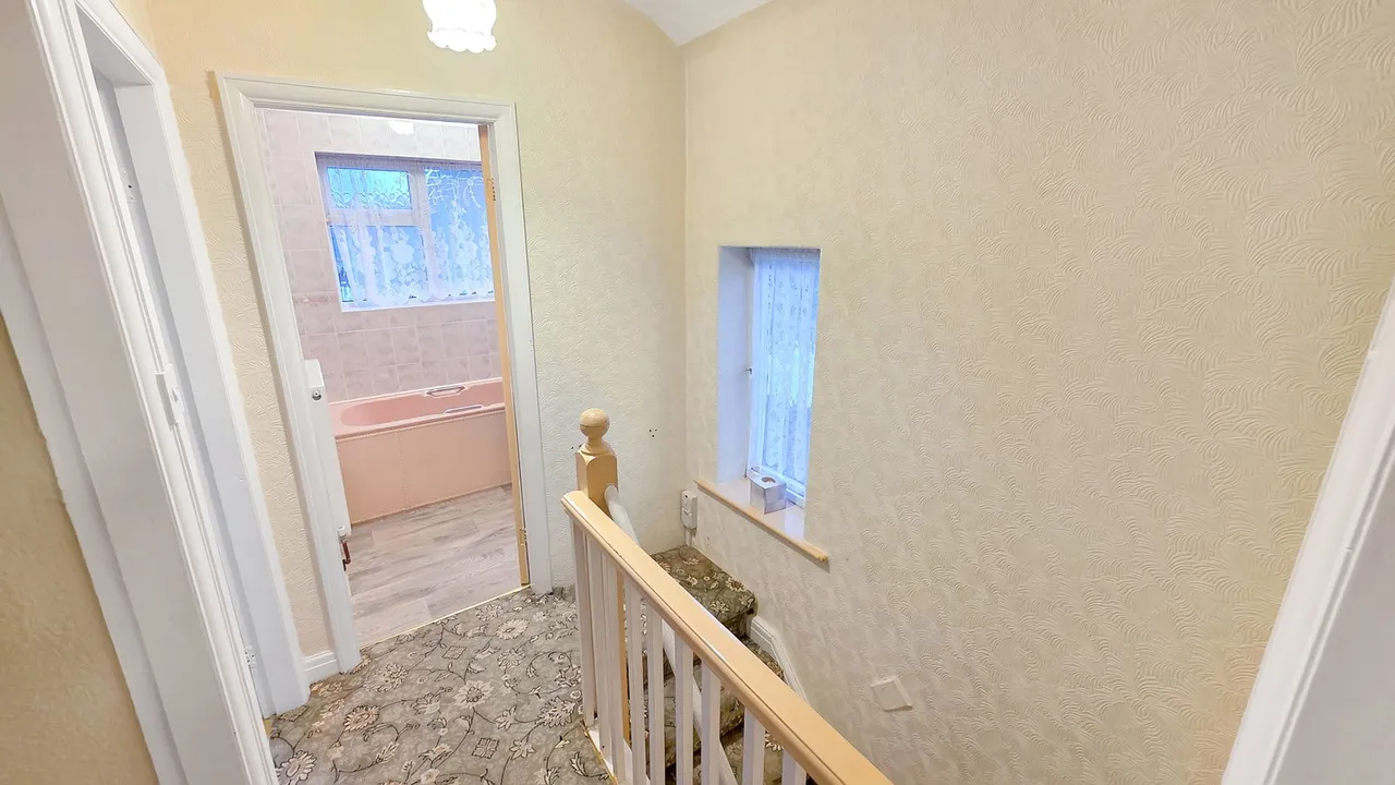 Coach Road, Astley, M29, photo 14